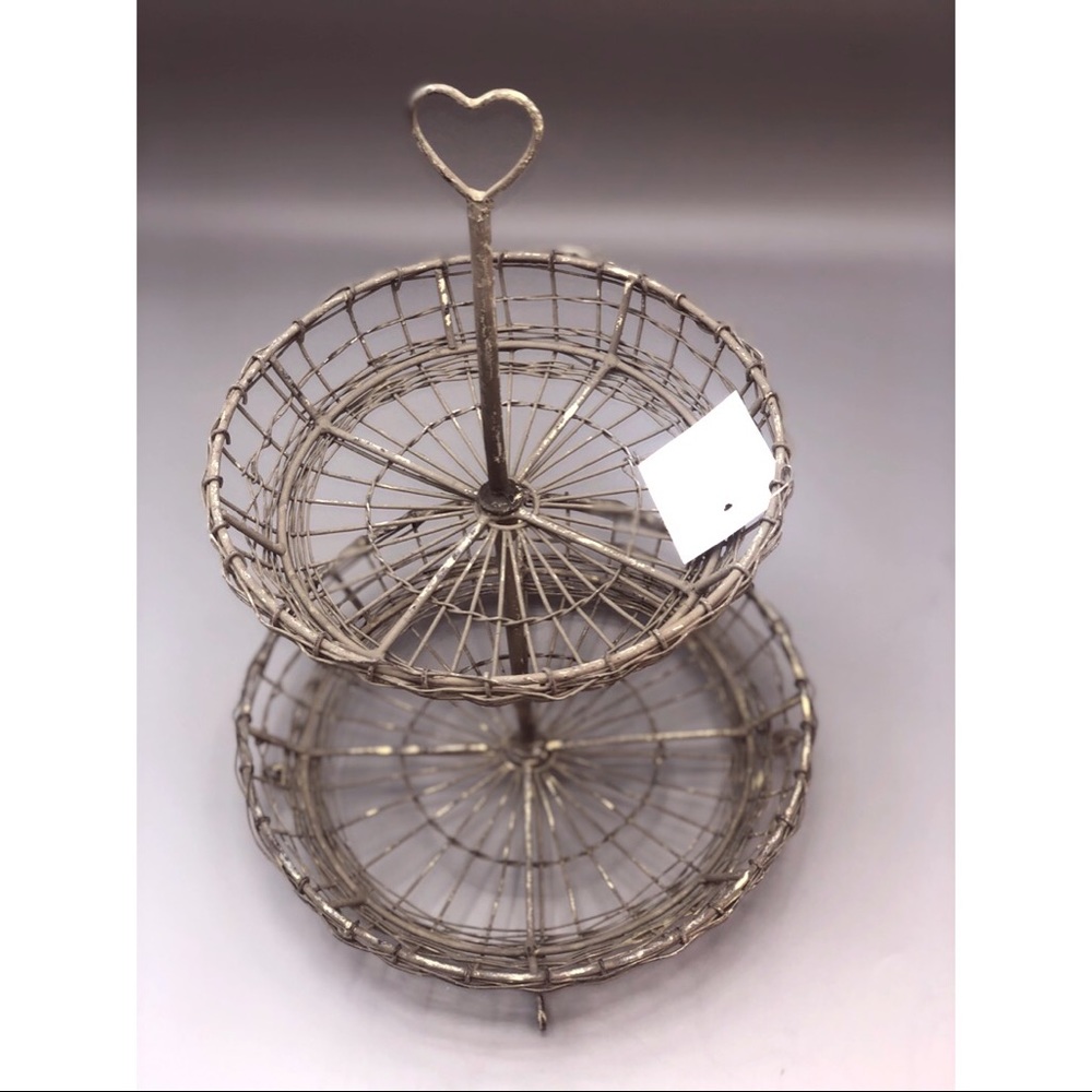 Vintage Heart Two Tier Serving Stand - Picture 7 of 14